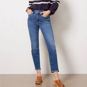 Good American Classic Baby Step Hem jean